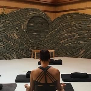 Meet your Posher, Lorie